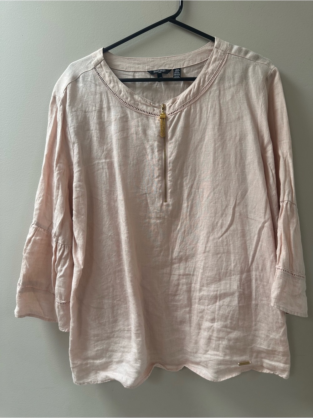 Ellen Tracy Blush Pink Linen Top with Gold Tassel Zipper